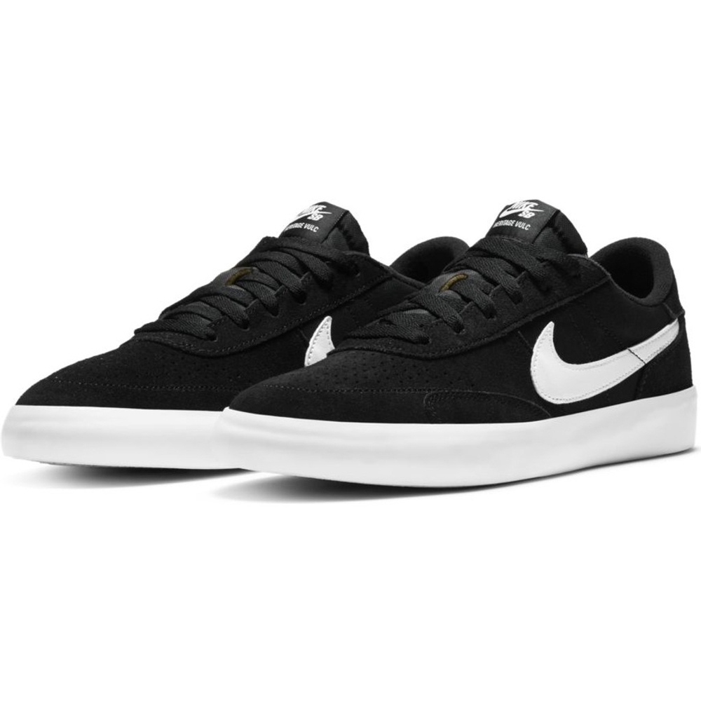 Nike Men’s Black and White Low-Top Sneakers